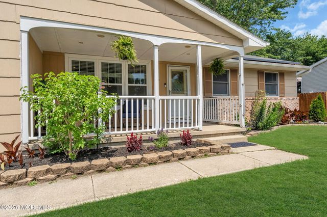 105 Boulder Lake Drive, Little Egg Harbor, NJ 08087