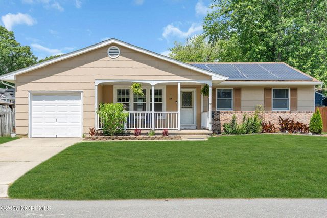 105 Boulder Lake Drive, Little Egg Harbor, NJ 08087