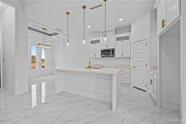 4024 Alexia Lane, Edinburg, TX 78542