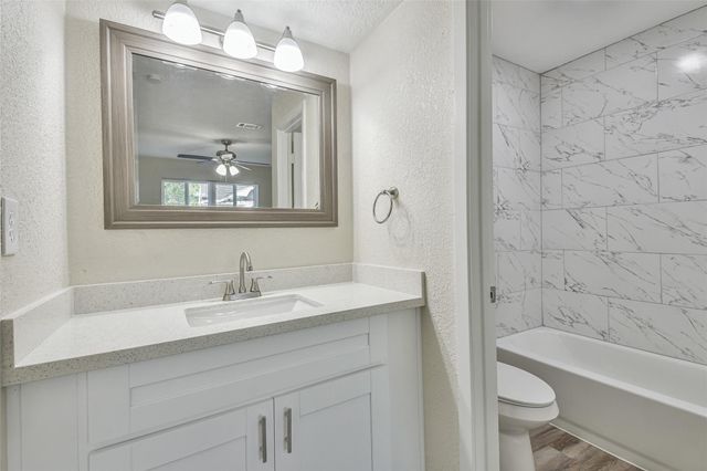 12614 Dermott Drive, Houston, TX 77065