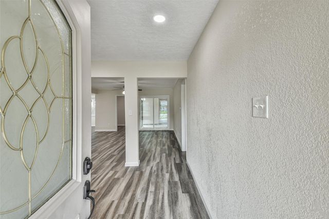 12614 Dermott Drive, Houston, TX 77065