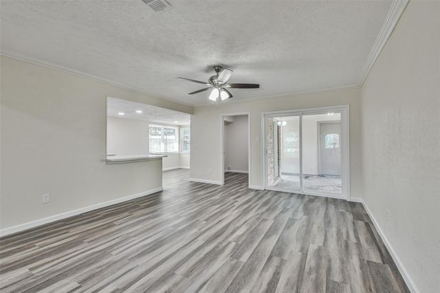 12614 Dermott Drive, Houston, TX 77065