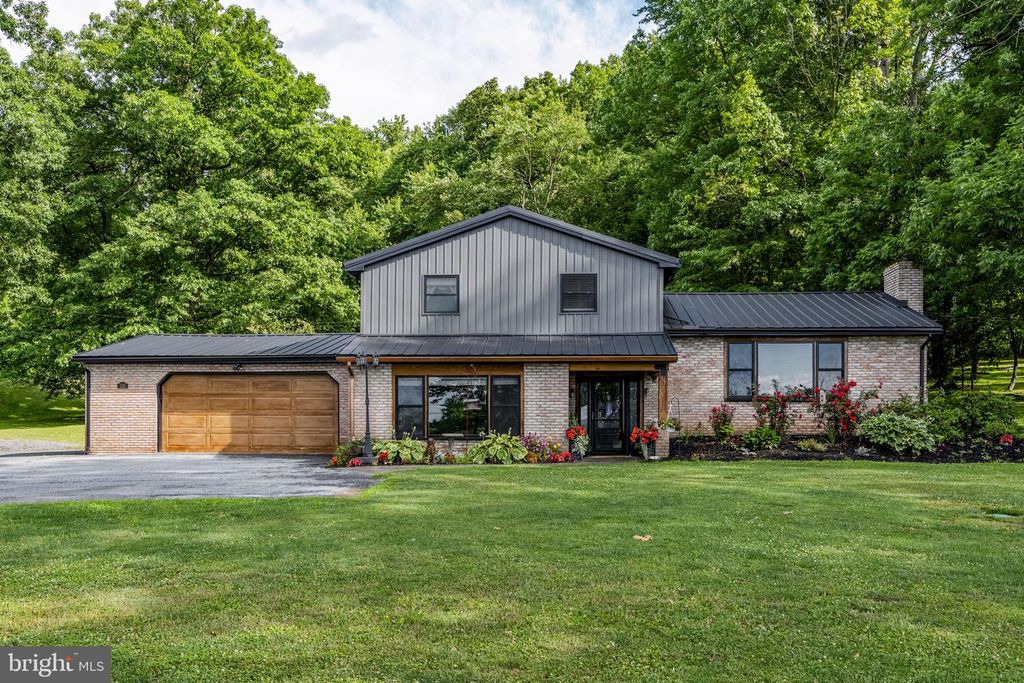 133 VALLEY VIEW, Ephrata, PA 17522