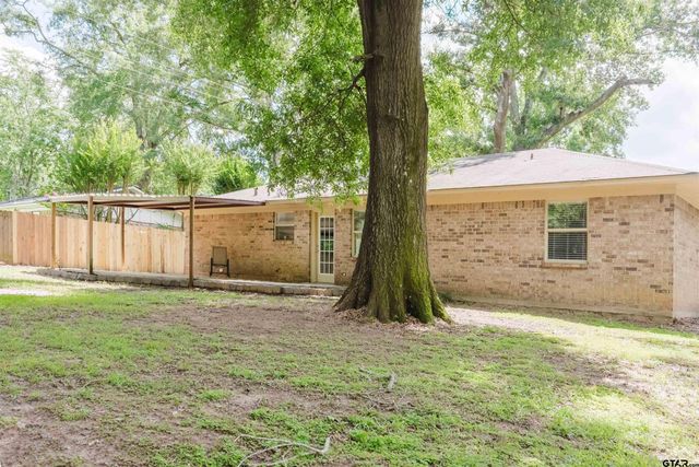 416 Hillcreek Dr, Whitehouse, TX 75791