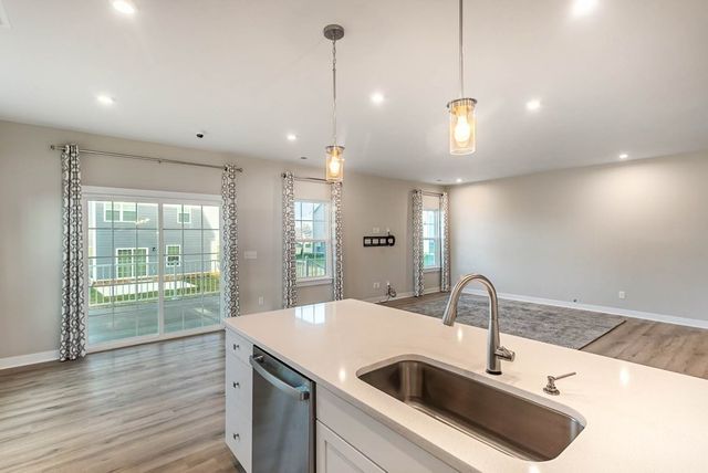 4003 Bluebell Ln, Spring Hill, TN 37174