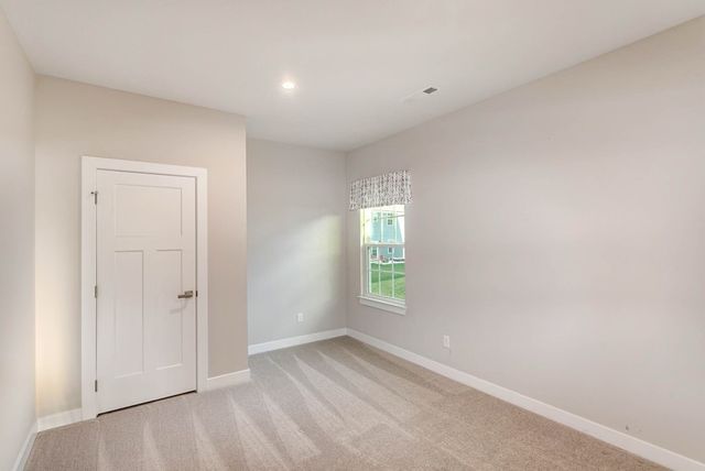 4003 Bluebell Ln, Spring Hill, TN 37174