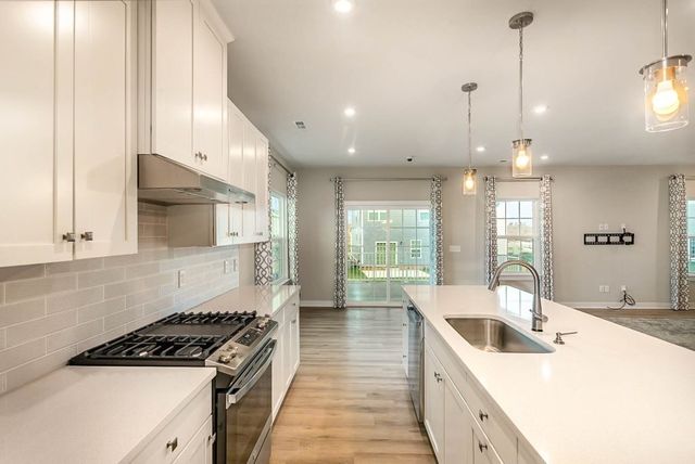 4003 Bluebell Ln, Spring Hill, TN 37174