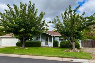 4905 Heatherdale Ln, Carmichael, CA 95608