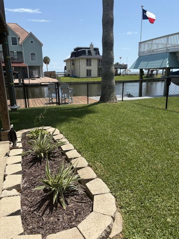 1255 Sailfish Street, Bayou Vista, TX 77563