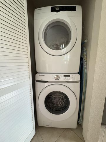 1255 Sailfish Street, Bayou Vista, TX 77563