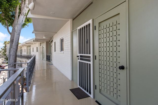 6125 E Indian School Road 216, Scottsdale, AZ 85251