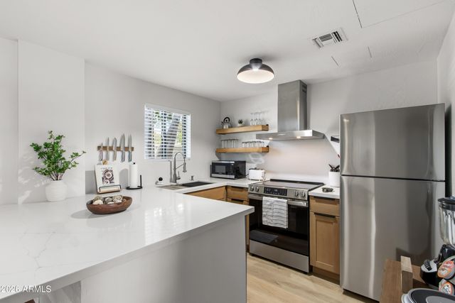 6125 E Indian School Road 216, Scottsdale, AZ 85251