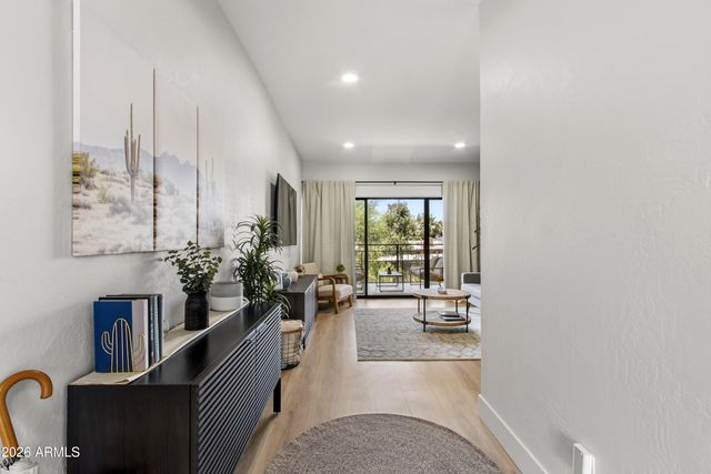 6125 E Indian School Road 216, Scottsdale, AZ 85251