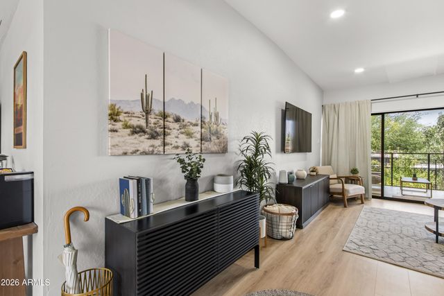 6125 E Indian School Road 216, Scottsdale, AZ 85251