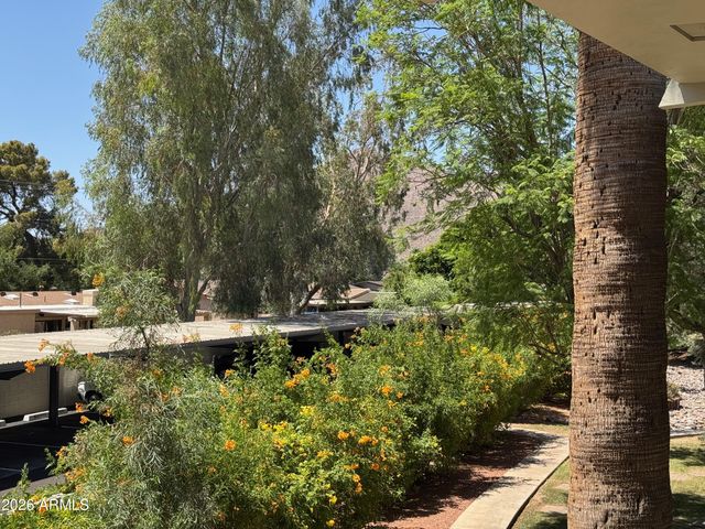 6125 E Indian School Road 216, Scottsdale, AZ 85251