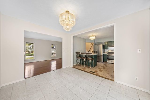 8205 Longhorn Road, Powell, OH 43065