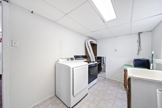 8205 Longhorn Road, Powell, OH 43065