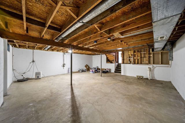 8205 Longhorn Road, Powell, OH 43065