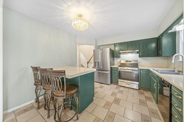 8205 Longhorn Road, Powell, OH 43065