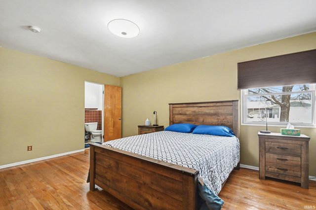 2008 Dorwood Drive, South Bend, IN 46617