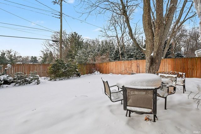 2008 Dorwood Drive, South Bend, IN 46617