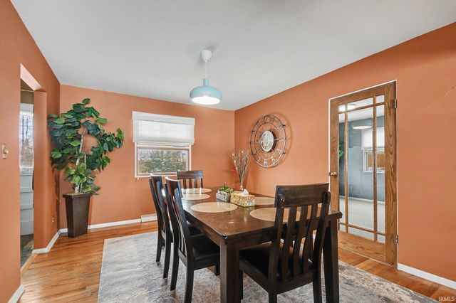 2008 Dorwood Drive, South Bend, IN 46617