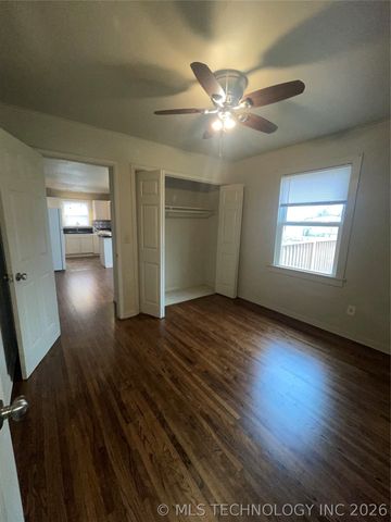 504 W Toledo Street, Broken Arrow, OK 74012