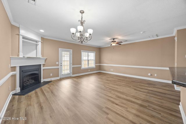 2001 Cambria Drive B, Greenville, NC 27834