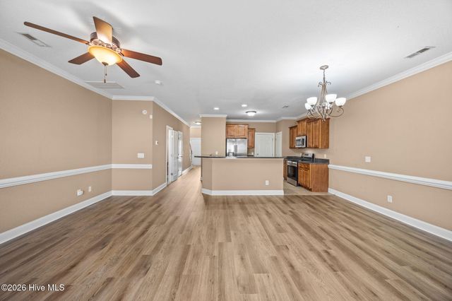 2001 Cambria Drive B, Greenville, NC 27834