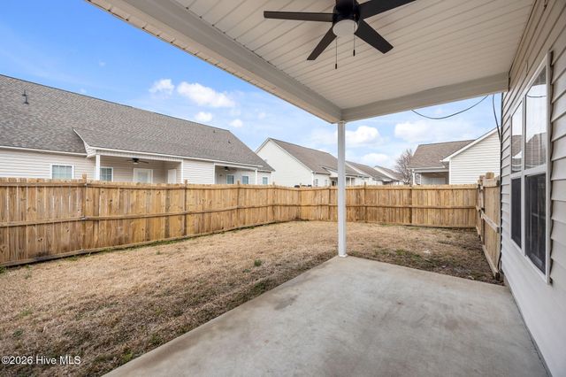 2001 Cambria Drive B, Greenville, NC 27834