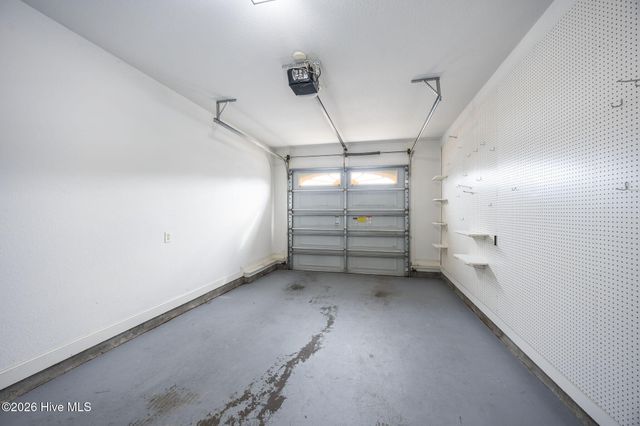 2001 Cambria Drive B, Greenville, NC 27834