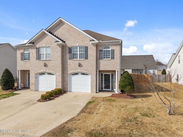 2001 Cambria Drive B, Greenville, NC 27834