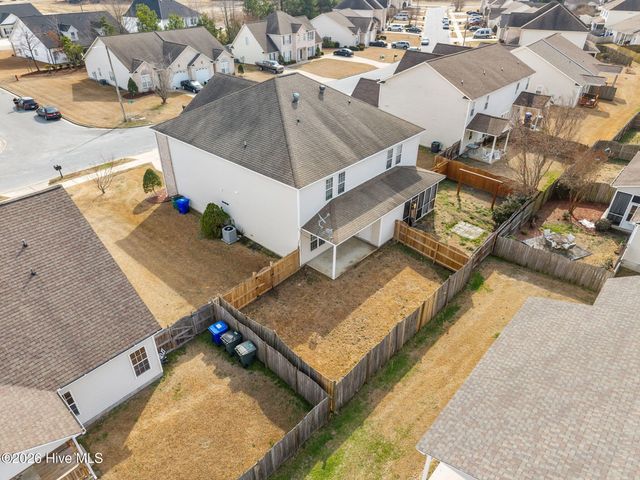 2001 Cambria Drive B, Greenville, NC 27834