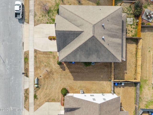 2001 Cambria Drive B, Greenville, NC 27834