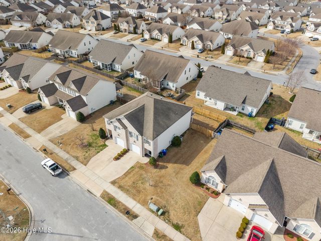 2001 Cambria Drive B, Greenville, NC 27834