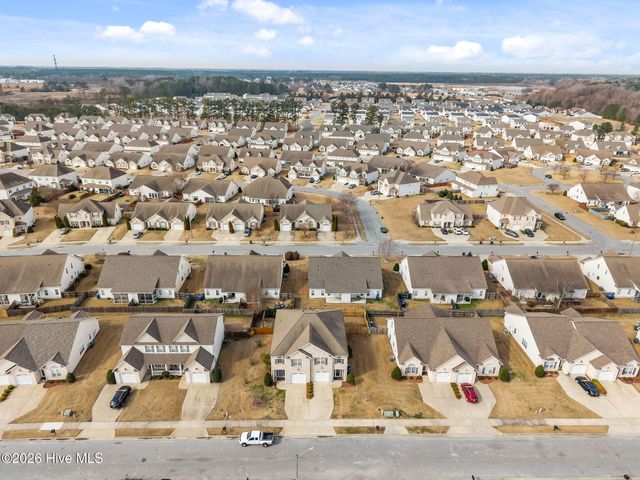 2001 Cambria Drive B, Greenville, NC 27834