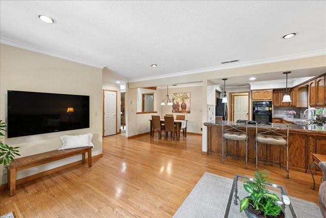 1200 Teak Ct, Roseville, CA 95661