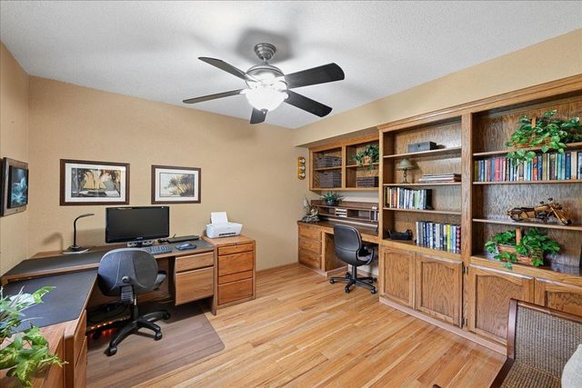 1200 Teak Ct, Roseville, CA 95661