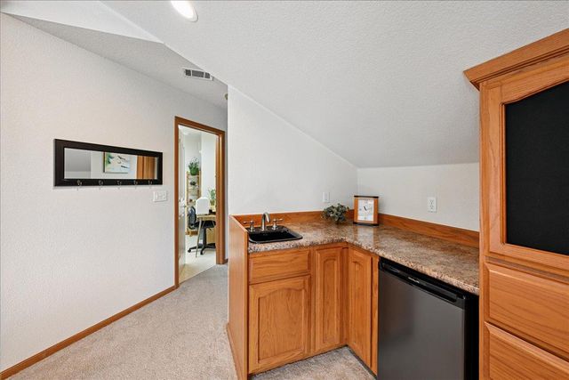 1200 Teak Ct, Roseville, CA 95661