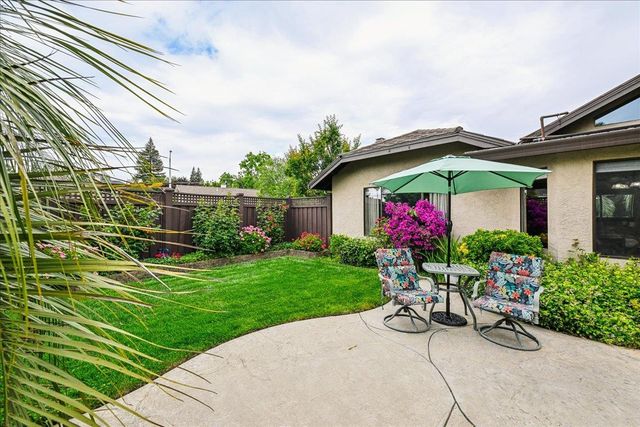 1200 Teak Ct, Roseville, CA 95661