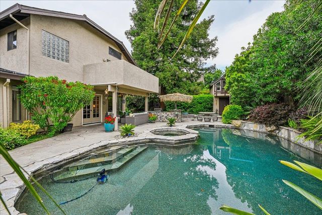1200 Teak Ct, Roseville, CA 95661