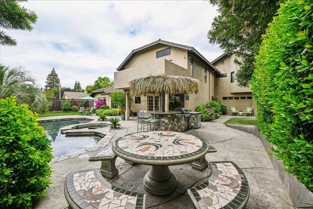 1200 Teak Ct, Roseville, CA 95661