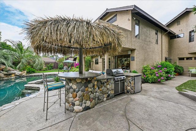 1200 Teak Ct, Roseville, CA 95661