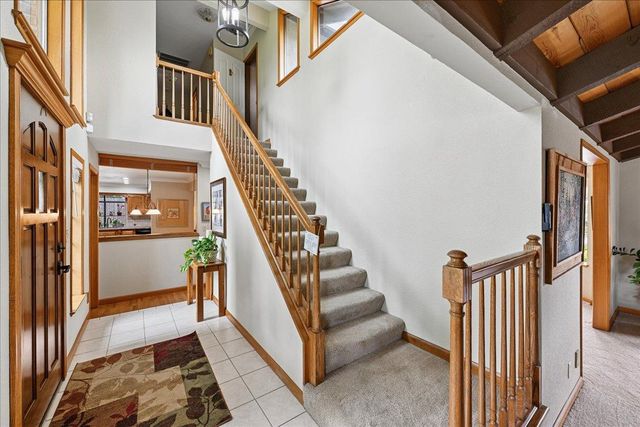 1200 Teak Ct, Roseville, CA 95661