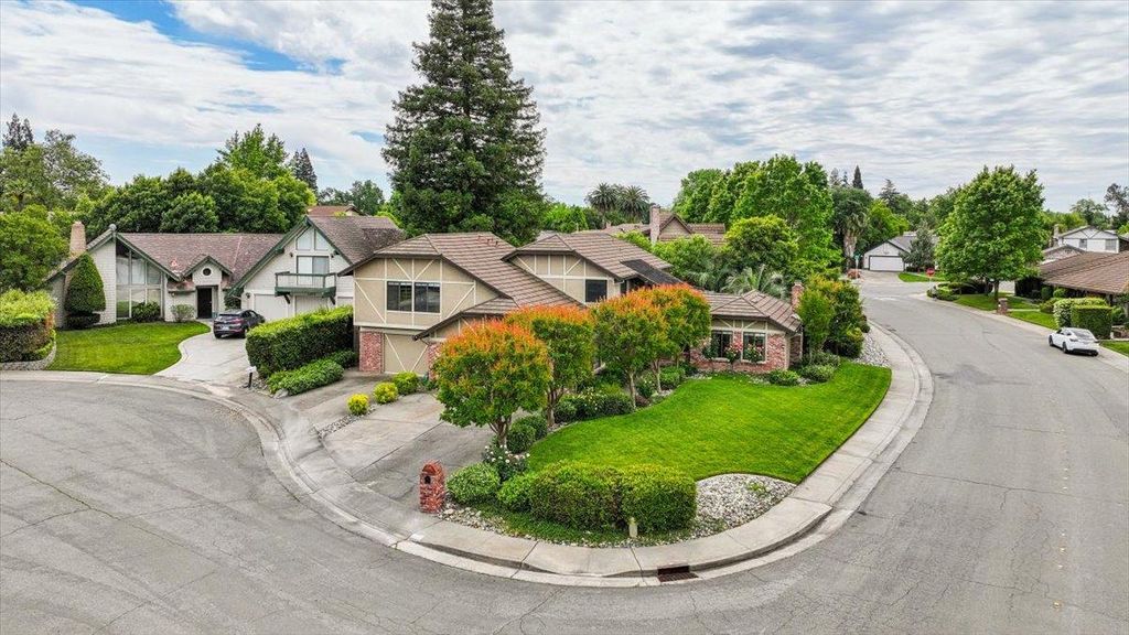 1200 Teak Ct, Roseville, CA 95661