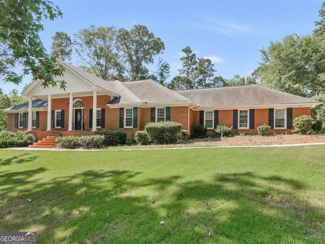 2585 Wildwood Court, Jonesboro, GA 30236