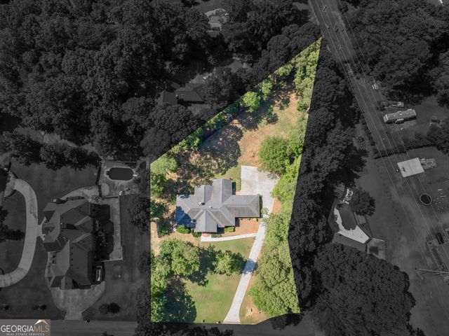 2585 Wildwood Court, Jonesboro, GA 30236