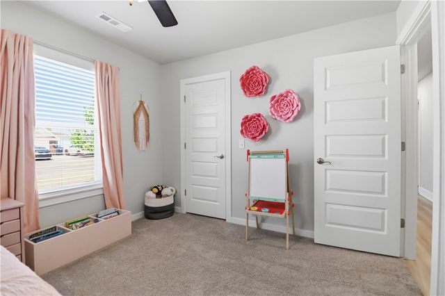 641 Hayden James Street, Prairie Grove, AR 72753