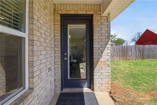 641 Hayden James Street, Prairie Grove, AR 72753