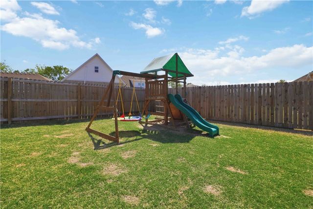 641 Hayden James Street, Prairie Grove, AR 72753